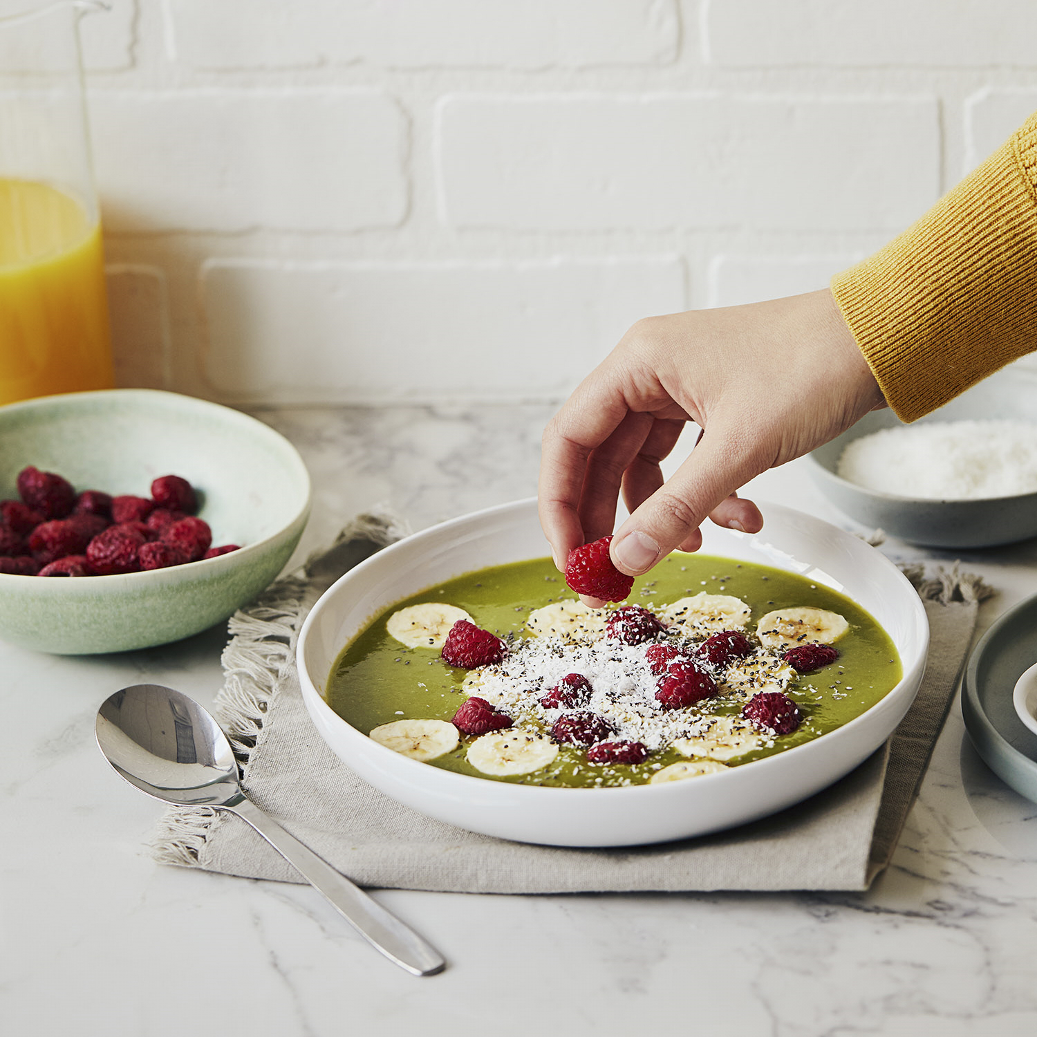 Bol de smoothie au matcha